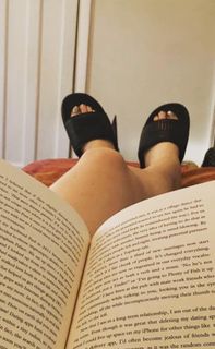 Stevie Martin feet photo 2