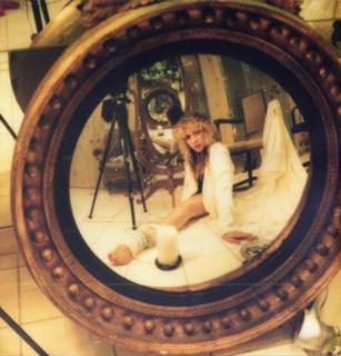 Stevie Nicks feet photo thumbnail
