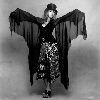 Stevie Nicks feet photo thumbnail