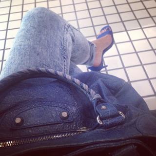 Sthefany Brito feet photo thumbnail