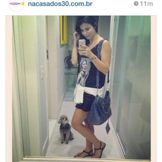 Sthefany Brito feet photo thumbnail