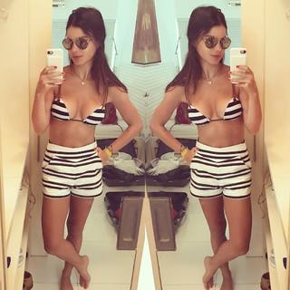 Sthefany Brito feet photo thumbnail