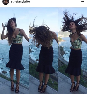 Sthefany Brito feet photo thumbnail