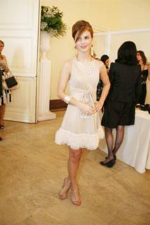 Sthefany Brito feet photo thumbnail