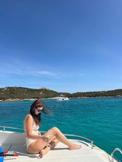 Sthefany Brito feet photo thumbnail