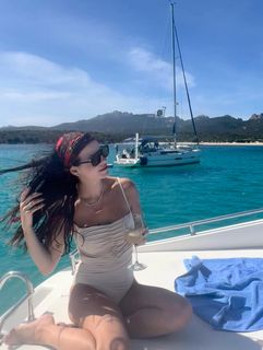 Sthefany Brito feet photo thumbnail