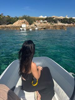 Sthefany Brito feet photo thumbnail