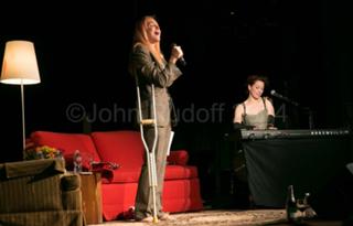 Storm Large feet photo 3
