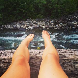 Storm Large feet photo 2
