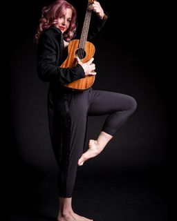 Storm Large feet photo 16
