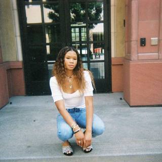 Storm Reid feet photo thumbnail