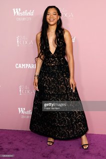 Storm Reid feet photo thumbnail