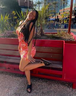 Storm Reid feet photo thumbnail