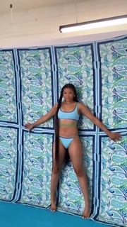 Storm Reid feet photo thumbnail