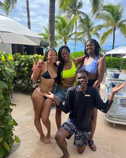 Storm Reid feet photo thumbnail