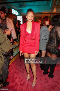 Storm Reid feet photo thumbnail