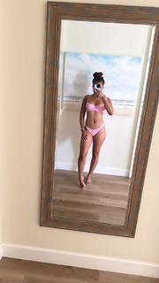 Storm Reid feet photo thumbnail