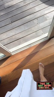 Storm Reid feet photo thumbnail