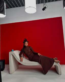 Storm Reid feet photo thumbnail