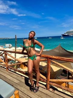 Storm Reid feet photo thumbnail