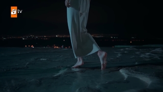 Su Burcu Coskun feet photo thumbnail