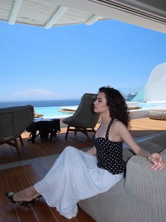 Su Burcu Coskun feet photo 3