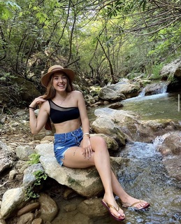 Sude Burcu feet photo 18