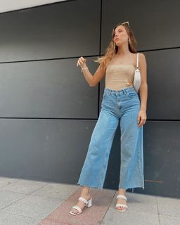 Sude Burcu feet photo 15