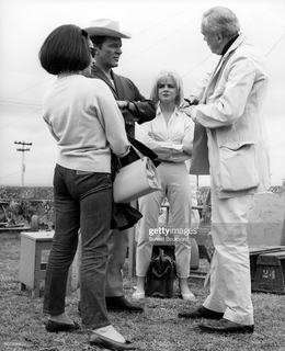 Sue Lyon feet photo 6