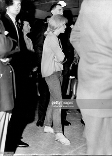 Sue Lyon feet photo 5