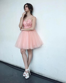 Sue Ramirez feet photo 1