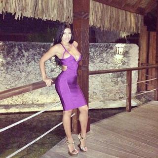 Suelyn Medeiros feet photo 4