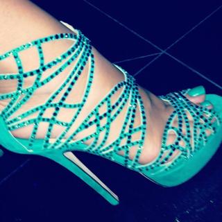Suelyn Medeiros feet photo 3