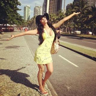 Suelyn Medeiros feet photo 15