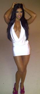 Suelyn Medeiros feet photo 2