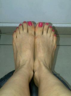 Sugey Ábrego feet photo 1