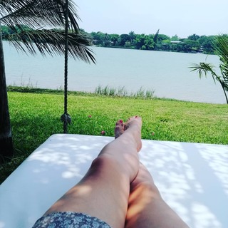 Sugey Ábrego feet photo 3