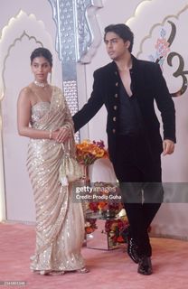 Suhana Khan feet photo 14