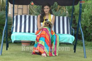 Suhasi Dhami feet photo 8