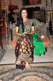 Suhasi Dhami feet photo 18