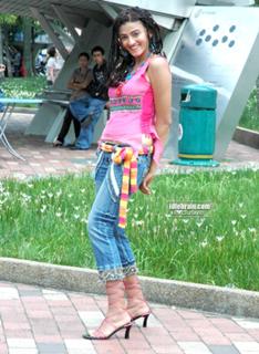 Suhasi Dhami feet photo 5