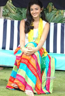 Suhasi Dhami feet photo 11