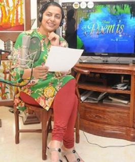 Suhasini feet photo 16