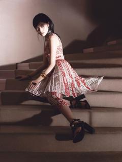 Sui He feet photo 17