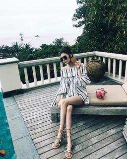 Sui He feet photo 15