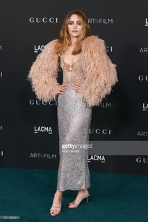 Suki Waterhouse feet photo thumbnail