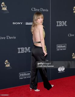 Suki Waterhouse feet photo 9