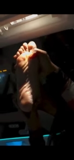 Sukihana feet photo thumbnail