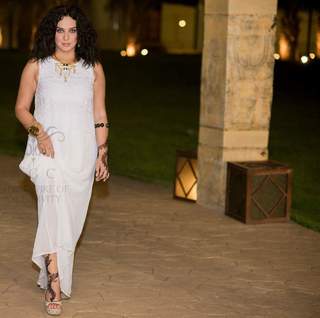 Sulaf Fawakhrji feet photo 3