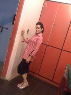 Sumbul Iqbal feet photo 1